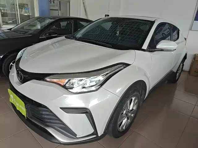 Toyota Izoa 2023 из Китая — купить под ключ