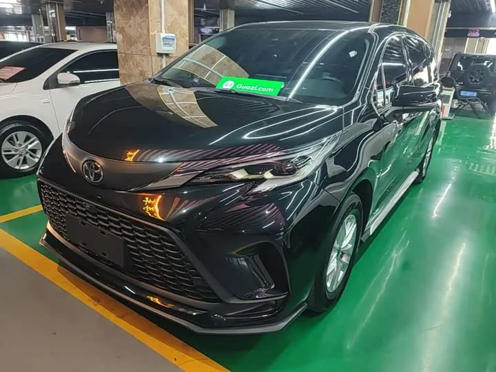 Toyota Granvia 2024 из Китая — купить под ключ