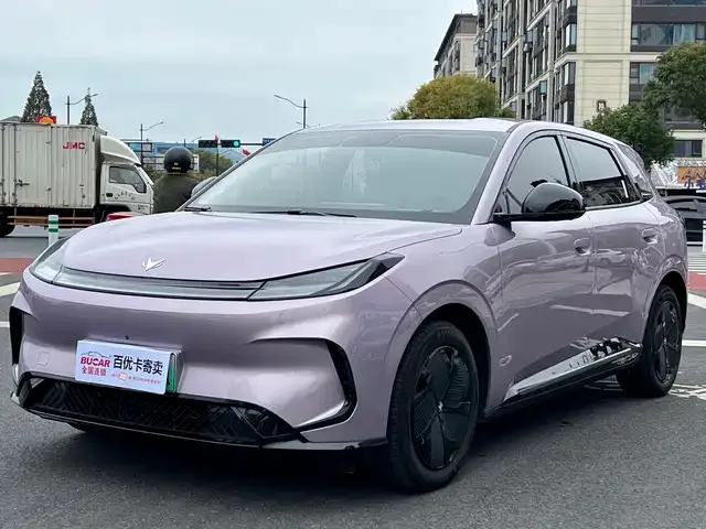 BAIC Arcfox T1 2026 из Китая — купить под ключ