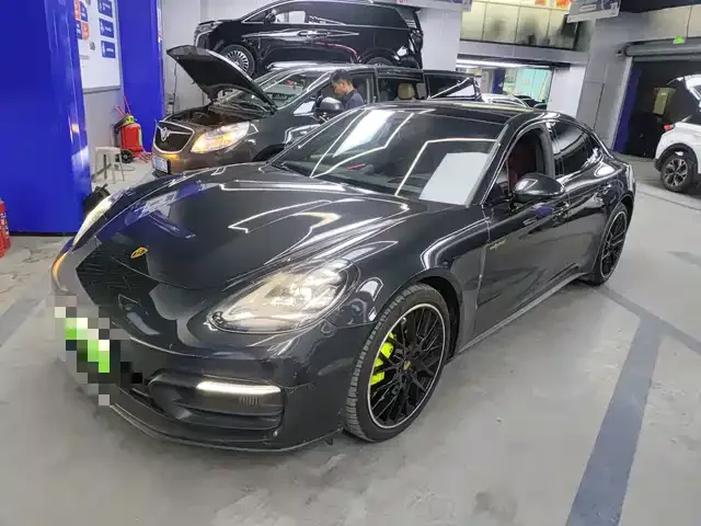Porsche Panamera Hybrid 2023 из Китая — купить под ключ