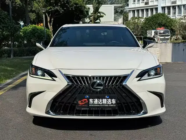 Lexus ES 2023 из Китая — купить под ключ