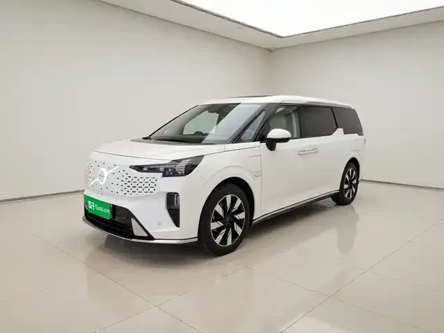 Volvo EM90 2025 из Китая — купить под ключ
