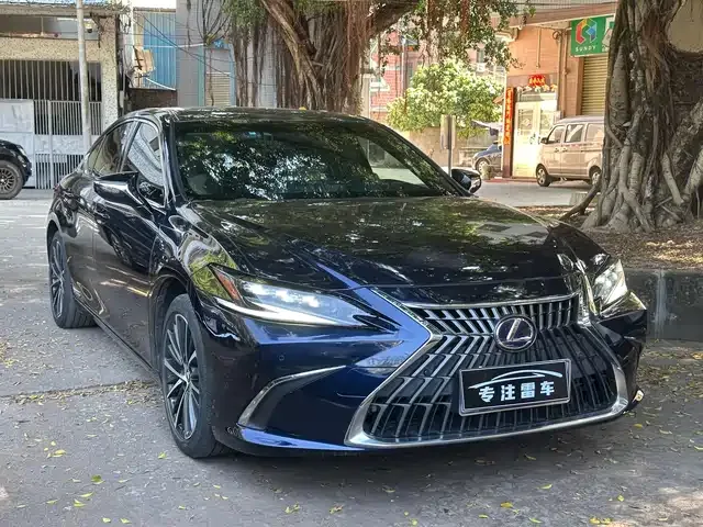 Lexus ES 2022 из Китая — купить под ключ