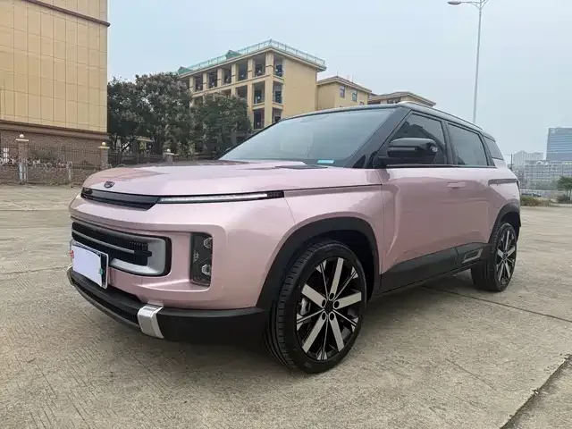 Geely Icon 2023 из Китая — купить под ключ