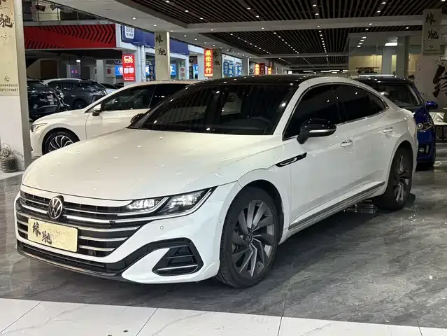 Volkswagen CC 2024 из Китая — купить под ключ