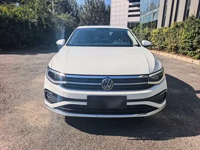 Volkswagen Bora 2023 из Китая — купить под ключ