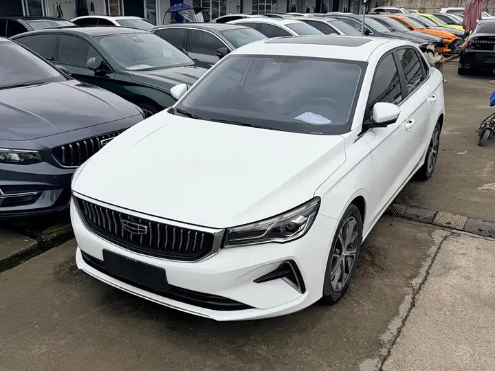 Geely Emgrand 2024 из Китая — купить под ключ
