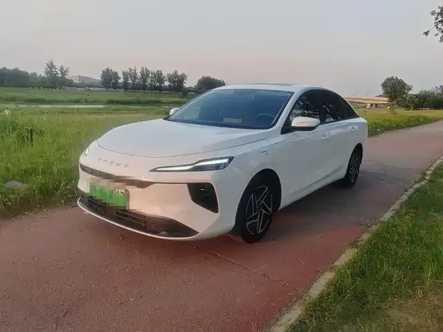 Roewe D6 2026 из Китая — купить под ключ