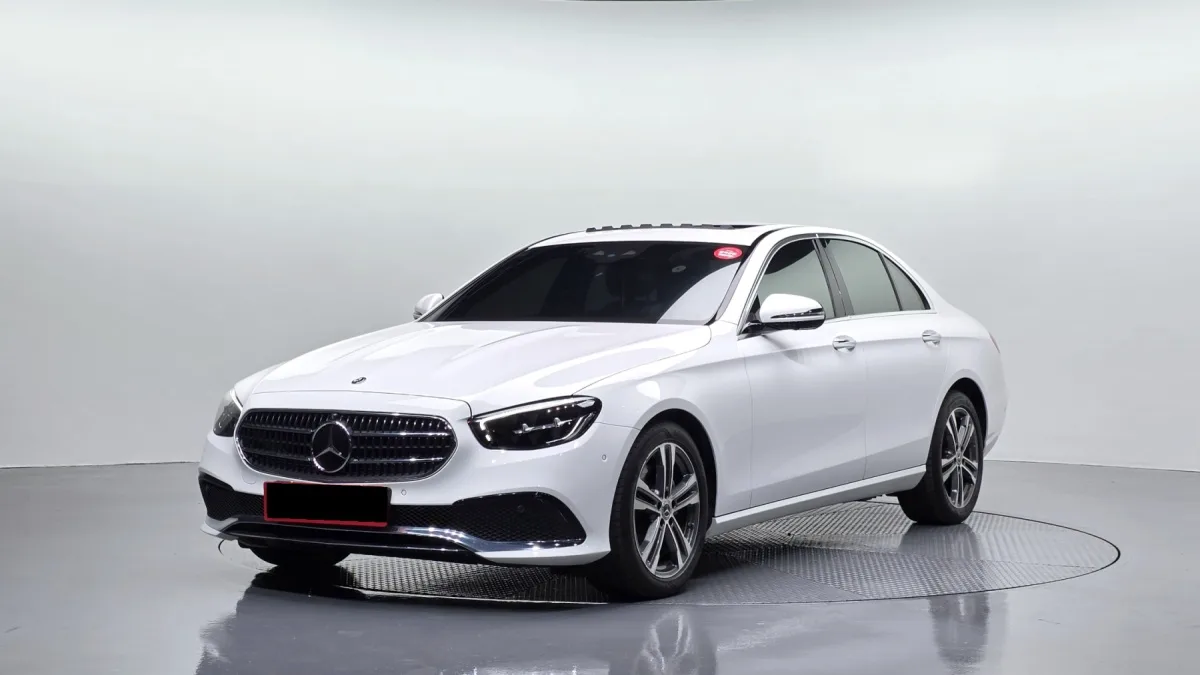 Mercedes-Benz E-Class 2016 из Кореи — купить под ключ