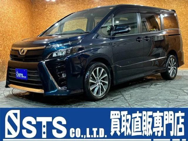 Toyota VOXY 2020 из Японии — купить под ключ