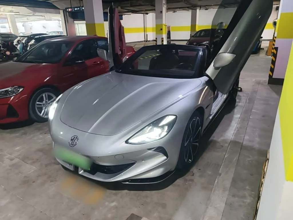 MG Motor Cyberster 2026 из Китая — купить под ключ