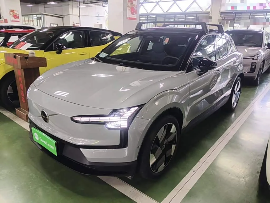 Volvo EX30 2024 из Китая — купить под ключ