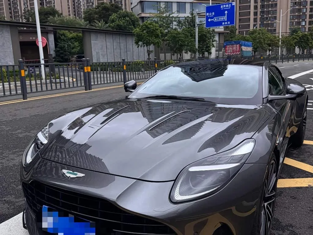Aston Martin DB12 2024 из Китая — купить под ключ