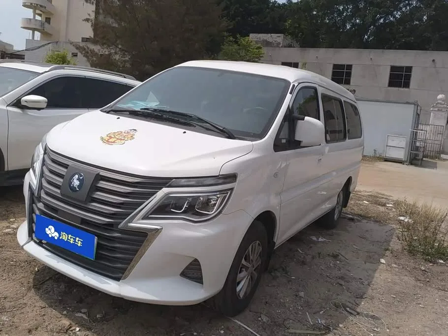 Dongfeng Forthing Lingzhi M5 EV 2024 из Китая — купить под ключ