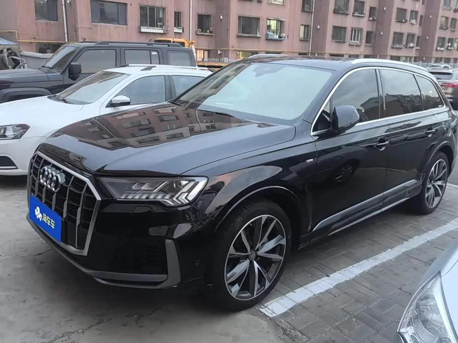 Audi Q7 2020 из Китая — купить под ключ