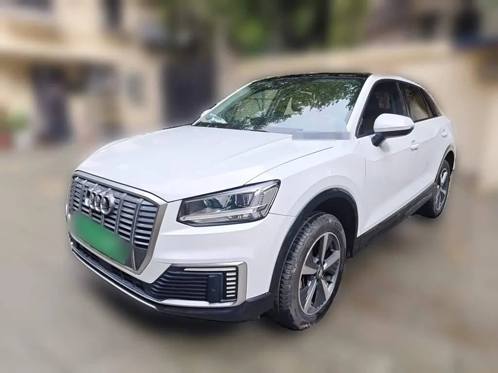 Audi Q2L e-tron 2021 из Китая — купить под ключ