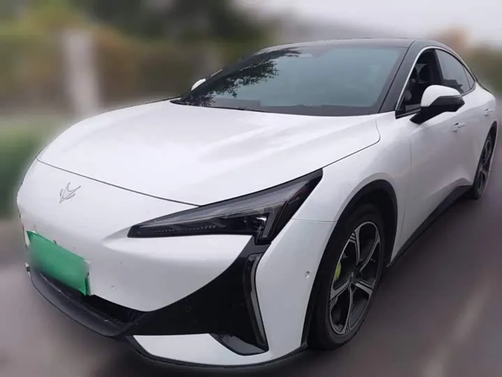 BAIC Arcfox Alpha S5 2024 из Китая — купить под ключ