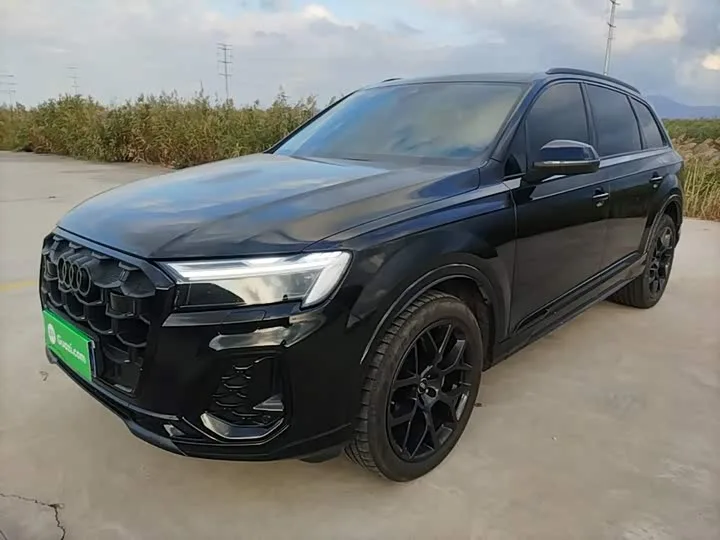 Audi Q7 2025 из Китая — купить под ключ