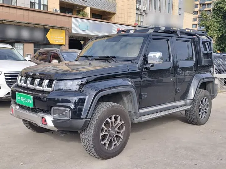 BAIC Beijing BJ40 2024 из Китая — купить под ключ