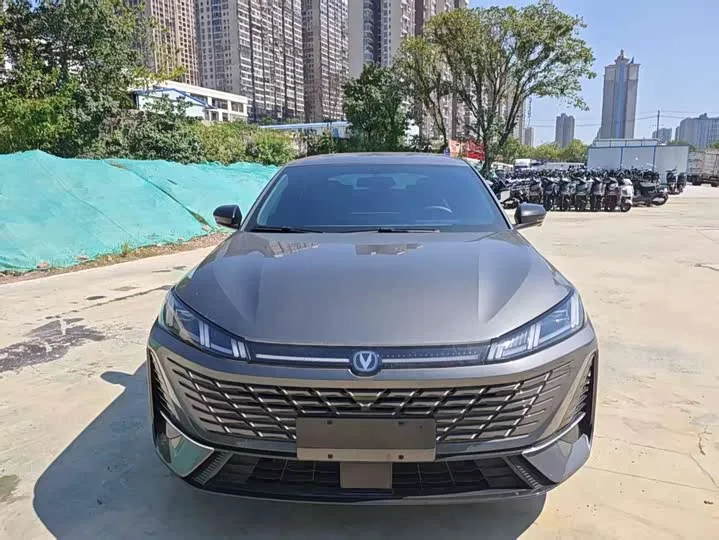 Changan Eado Plus 2025 из Китая — купить под ключ