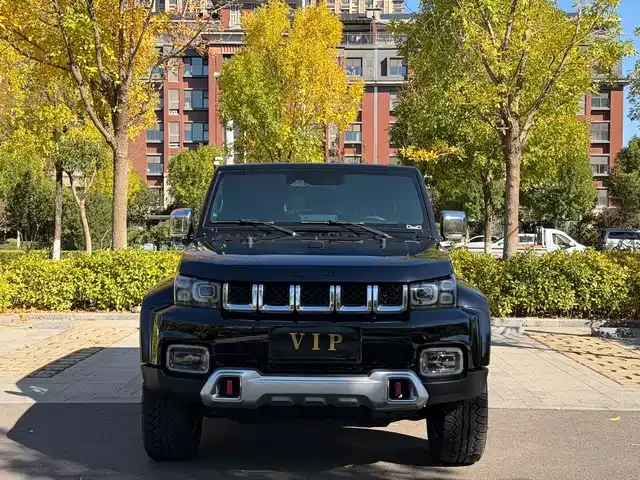 BAIC Beijing BJ40 2023 из Китая — купить под ключ