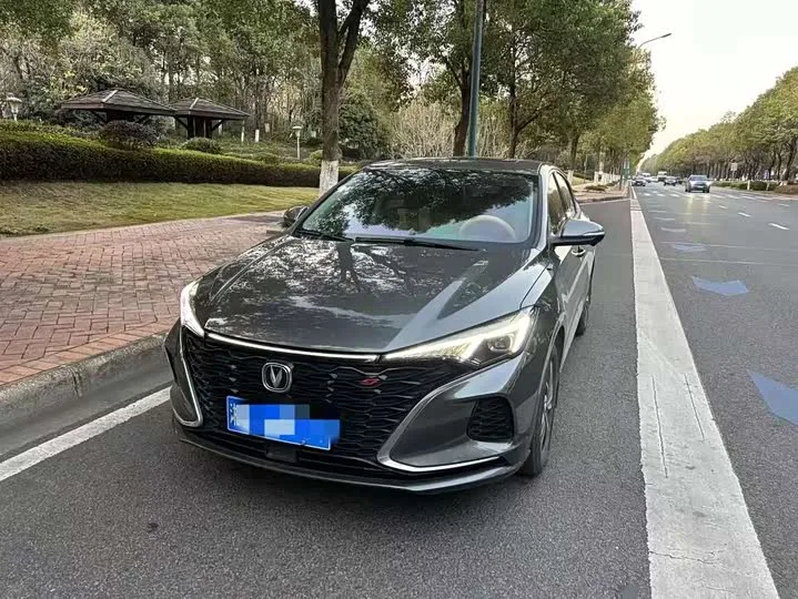 Changan Eado Plus 2022 из Китая — купить под ключ
