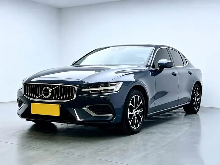 Volvo S60 2022 из Китая — купить под ключ