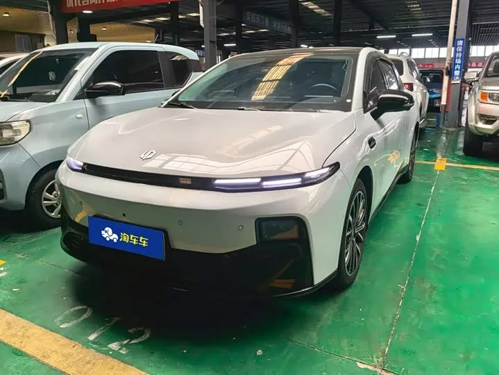 Leapmotor B01 2025 из Китая — купить под ключ