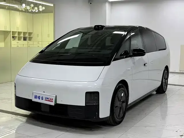 LiXiang Mega 2024 из Китая — купить под ключ