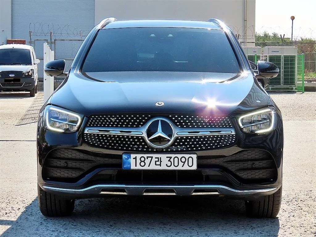 Mercedes-Benz GLC-Class 2022 из Кореи — купить под ключ