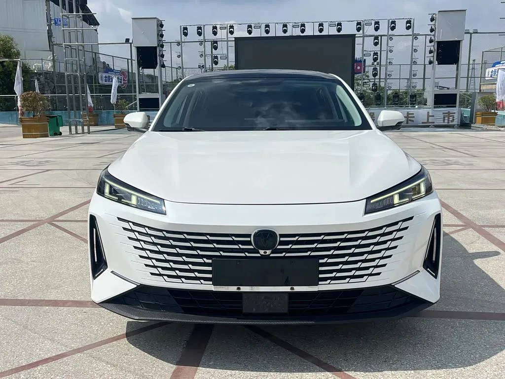 Changan Yida 2023 из Китая — купить под ключ
