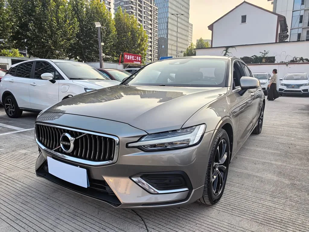 Volvo S60 2021 из Китая — купить под ключ