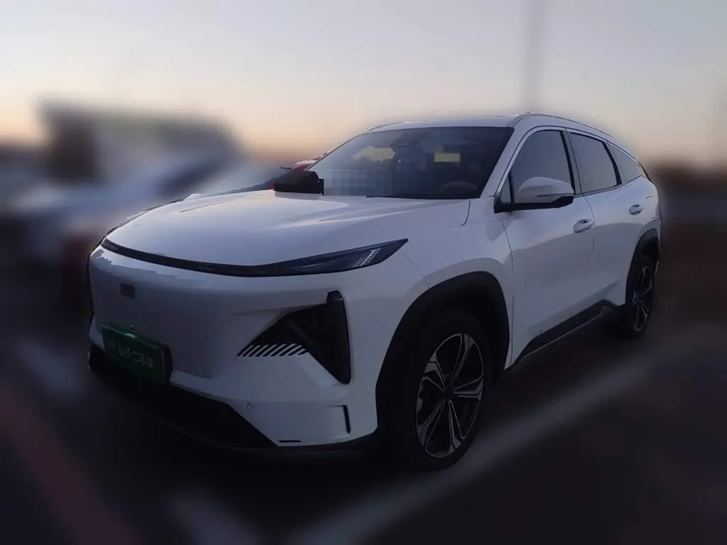 Geely Galaxy L7 2024 из Китая — купить под ключ