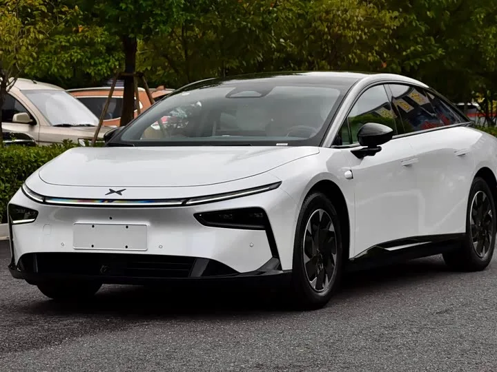 XPeng F57 2025 из Китая — купить под ключ