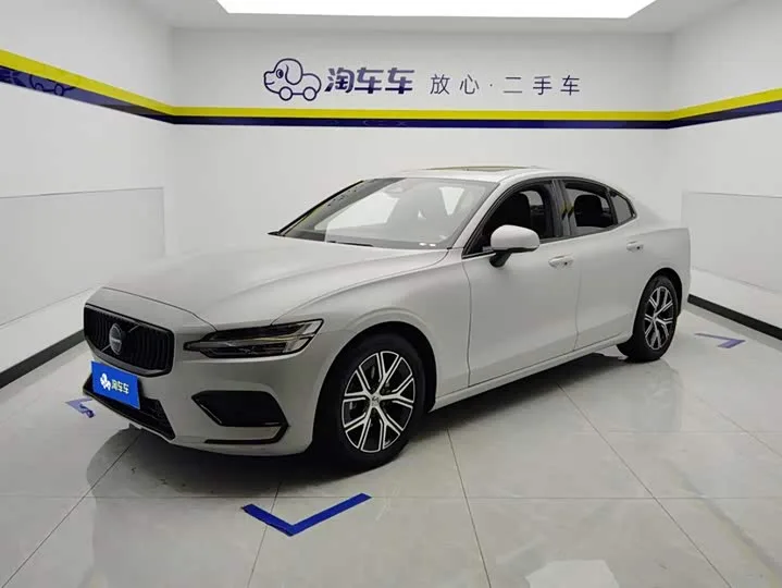 Volvo S60 2024 из Китая — купить под ключ
