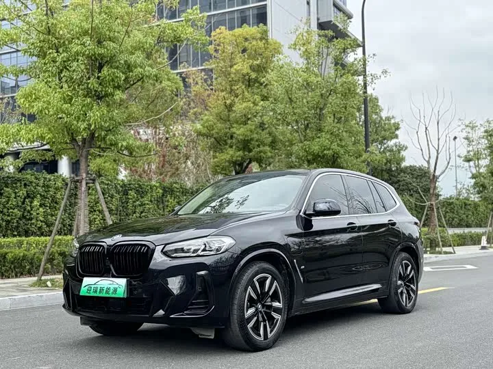 BMW iX3 2024 из Китая — купить под ключ