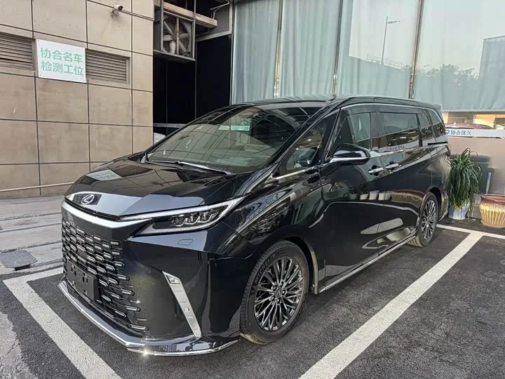 Lexus LM 2026 из Китая — купить под ключ