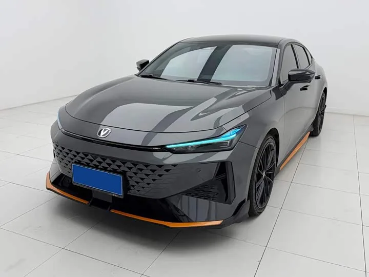 Changan UNI-V 2024 из Китая — купить под ключ