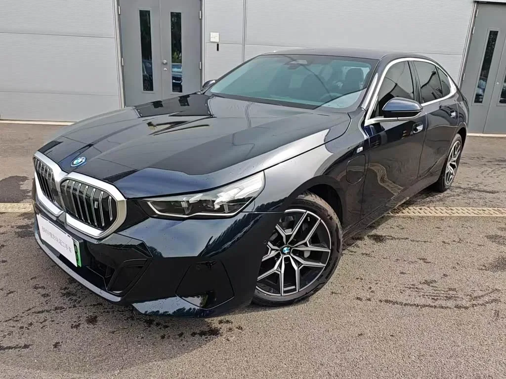 BMW i5 2026 из Китая — купить под ключ