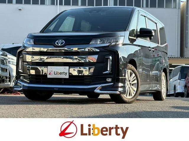 Toyota NOAH 2022 из Японии — купить под ключ