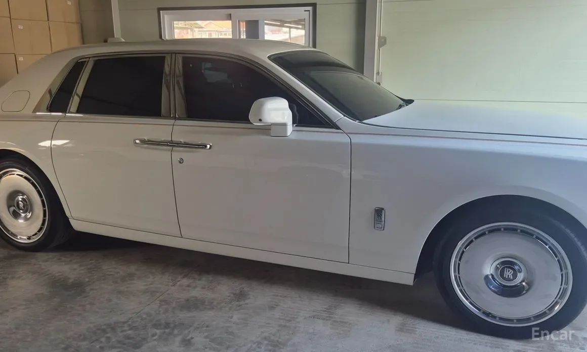 Rolls-Royce Phantom 2003 из Кореи — купить под ключ