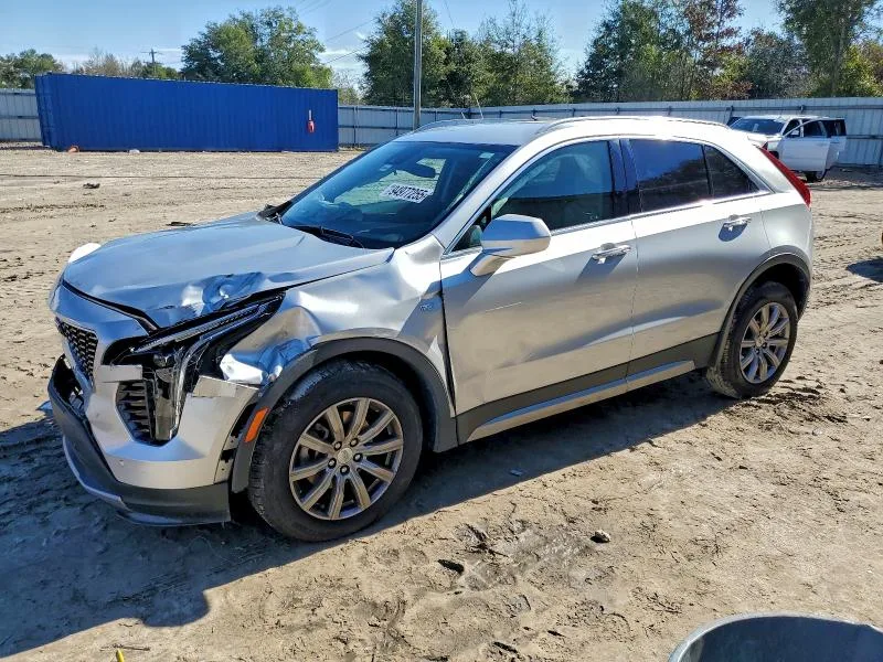 Cadillac XT4 2020 из США — купить под ключ