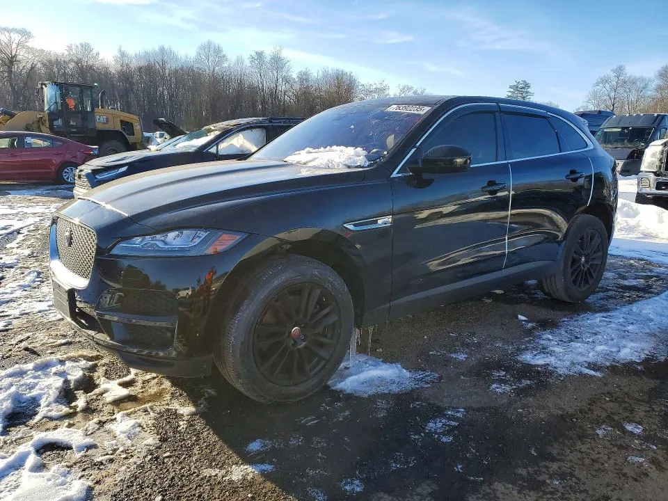 Jaguar F-PACE 2017 из США — купить под ключ