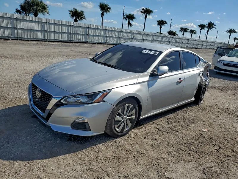 Nissan ALTIMA 2020 из США — купить под ключ