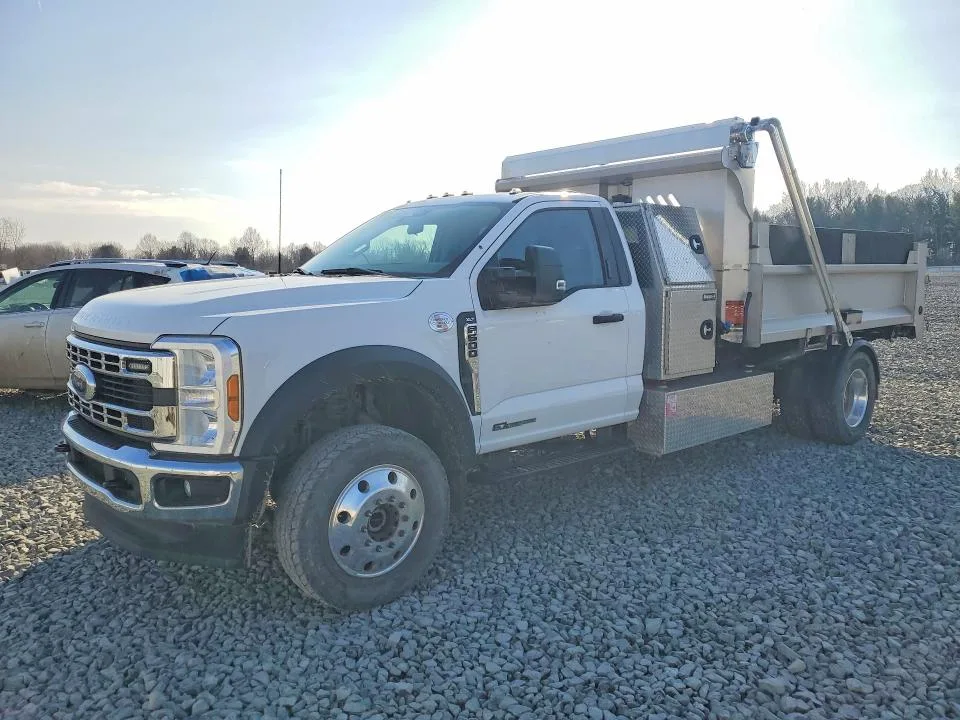 Ford F600 2024 из США — купить под ключ