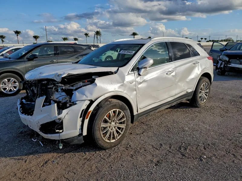Cadillac XT5 2018 из США — купить под ключ
