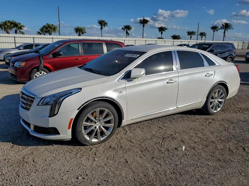 Cadillac XTS 2018 из США — купить под ключ