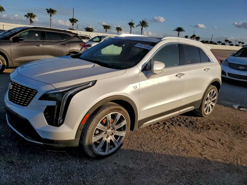 Cadillac XT4 2019 из США — купить под ключ