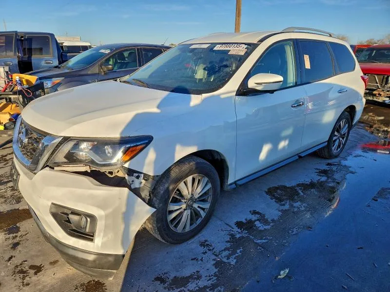 Nissan PATHFINDER 2019 из США — купить под ключ