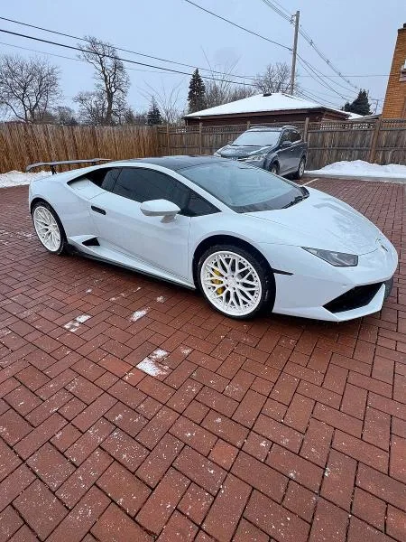 Lamborghini HURACAN 2015 из США — купить под ключ